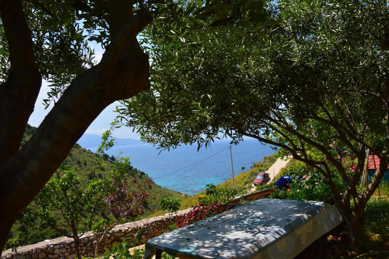 Mirror Beach Ksamil - Vila Zervo Sarandë Esterno foto