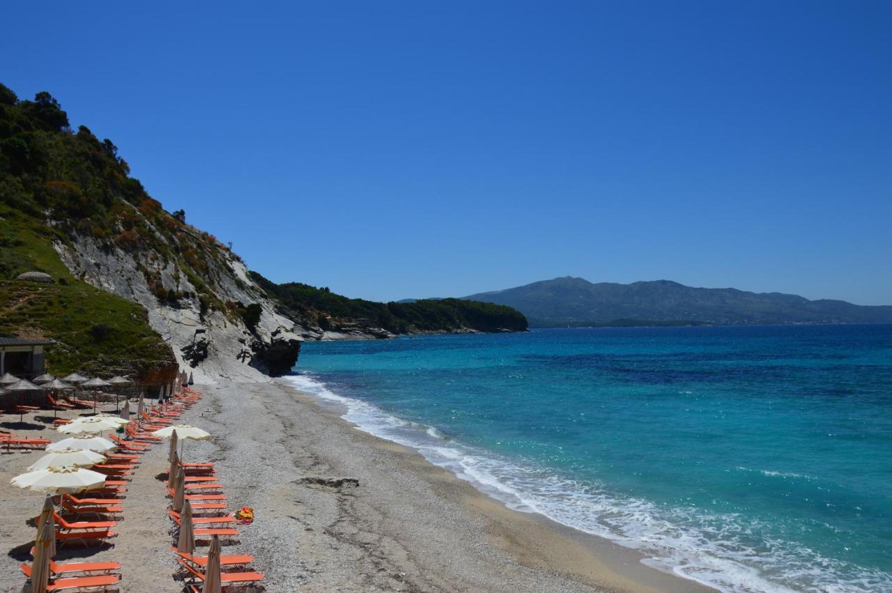 Mirror Beach Ksamil - Vila Zervo Sarandë Esterno foto