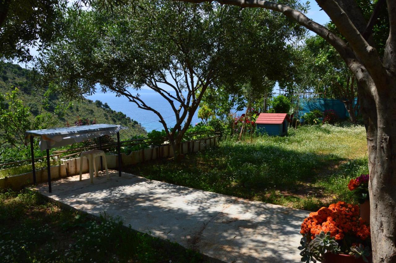 Mirror Beach Ksamil - Vila Zervo Sarandë Esterno foto