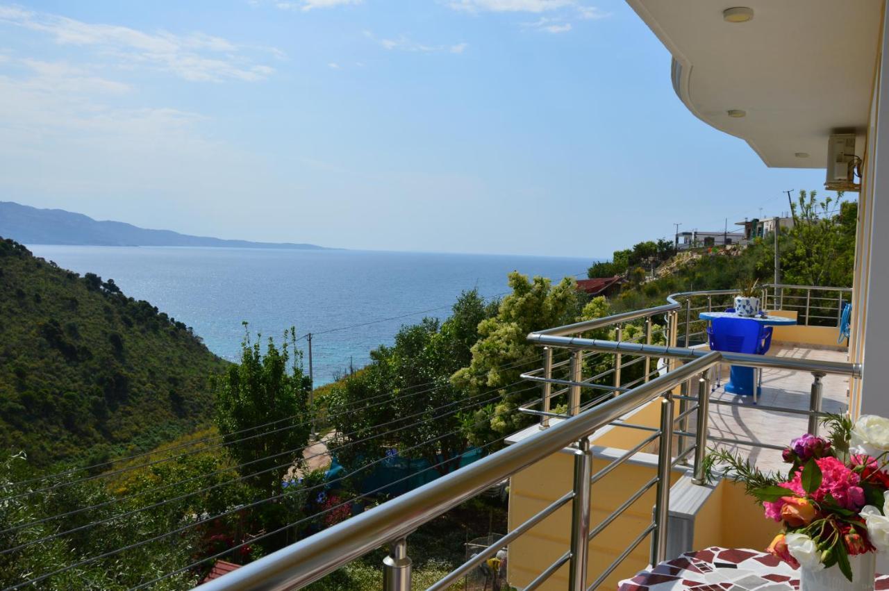 Mirror Beach Ksamil - Vila Zervo Sarandë Esterno foto