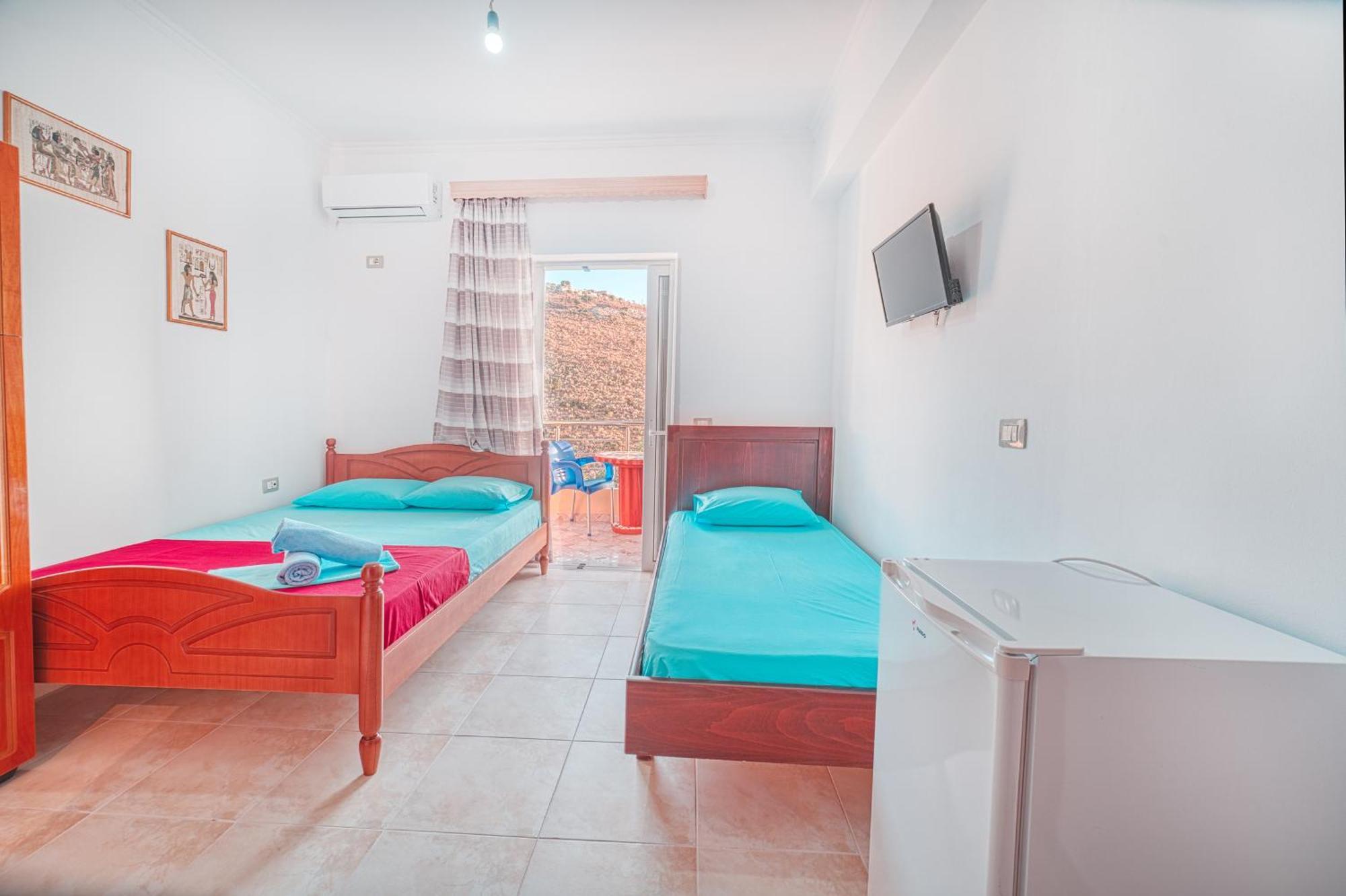 Mirror Beach Ksamil - Vila Zervo Sarandë Esterno foto