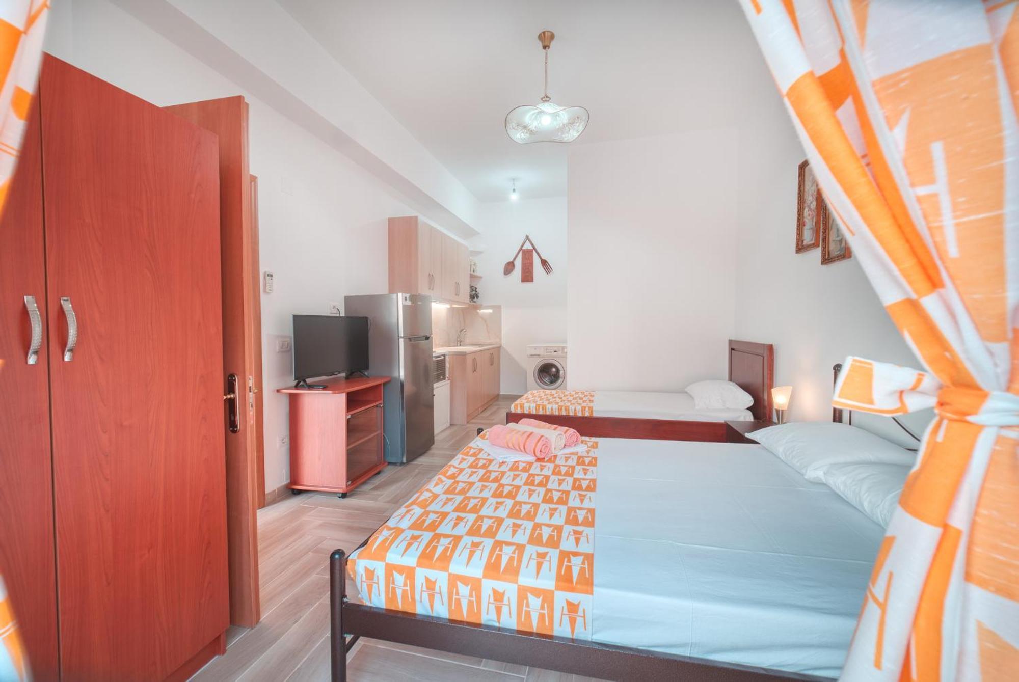 Mirror Beach Ksamil - Vila Zervo Sarandë Esterno foto
